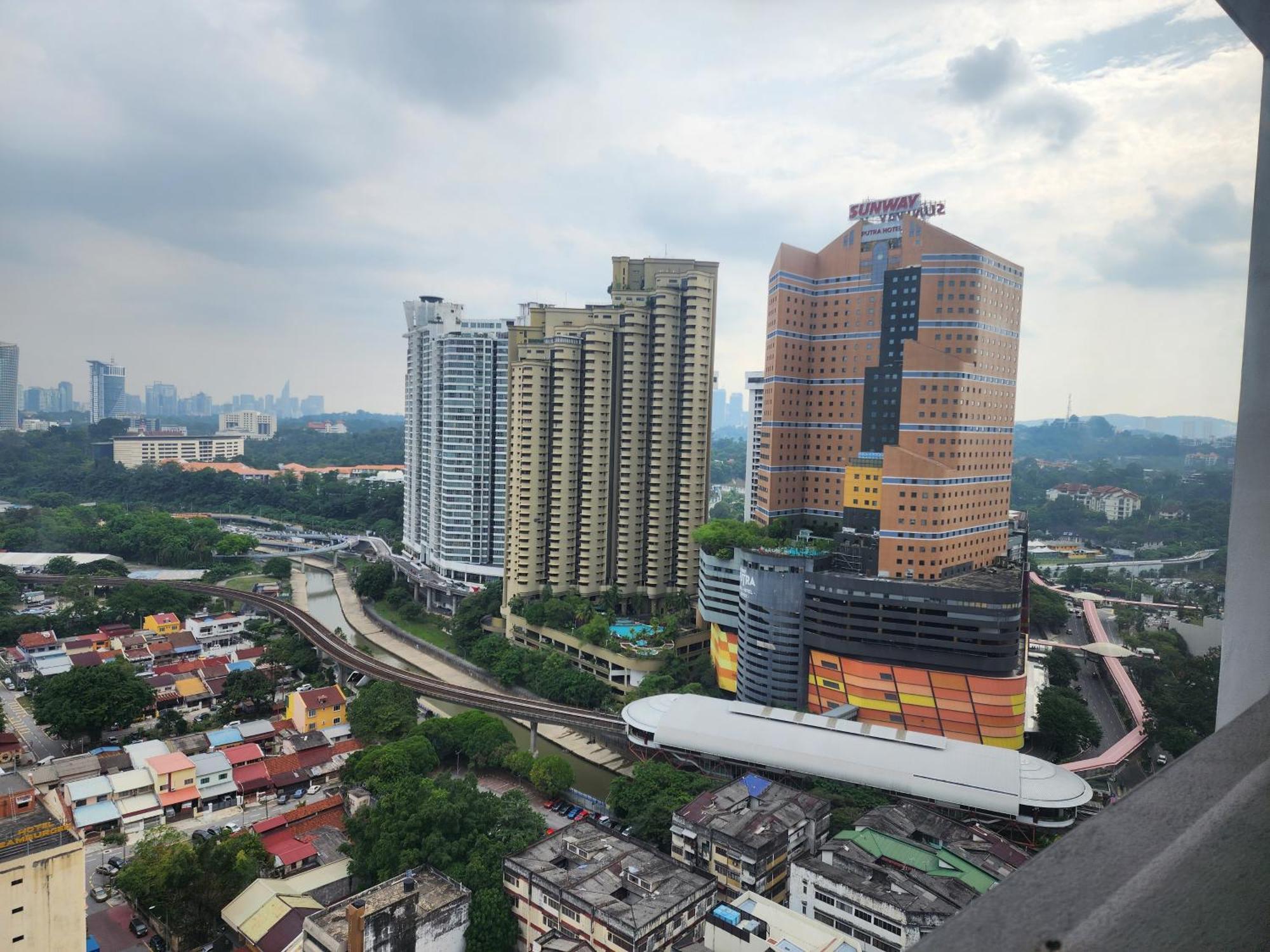 Chambers Residences Suites Klcc Kuala Lumpur Exterior foto